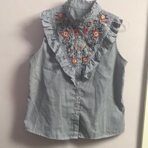 Floral embroidered button down tank
